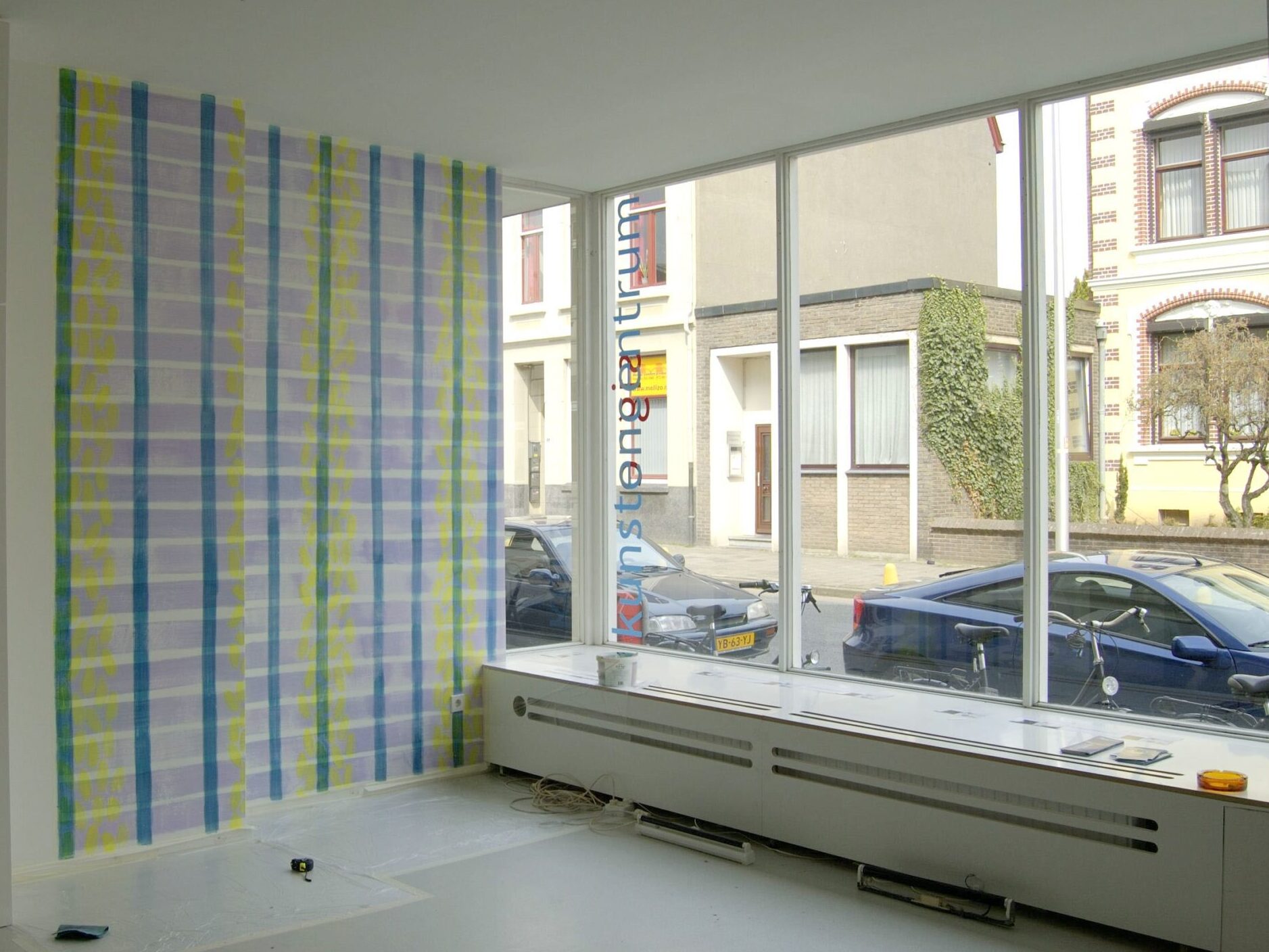 Blik vanuit vitrine Signe